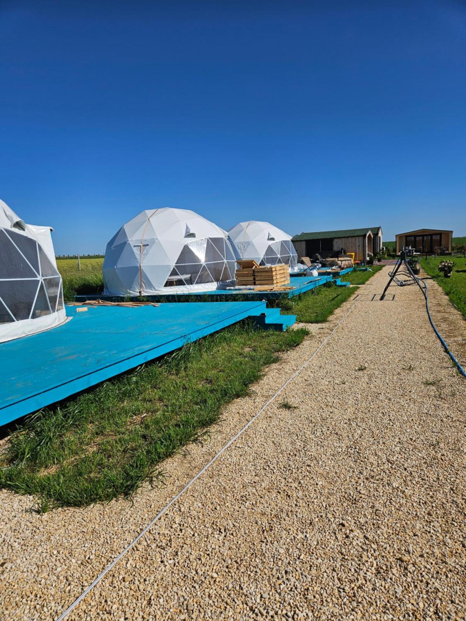 Mar A Lago Glamping23 Douazeci si Trei August Exterior photo